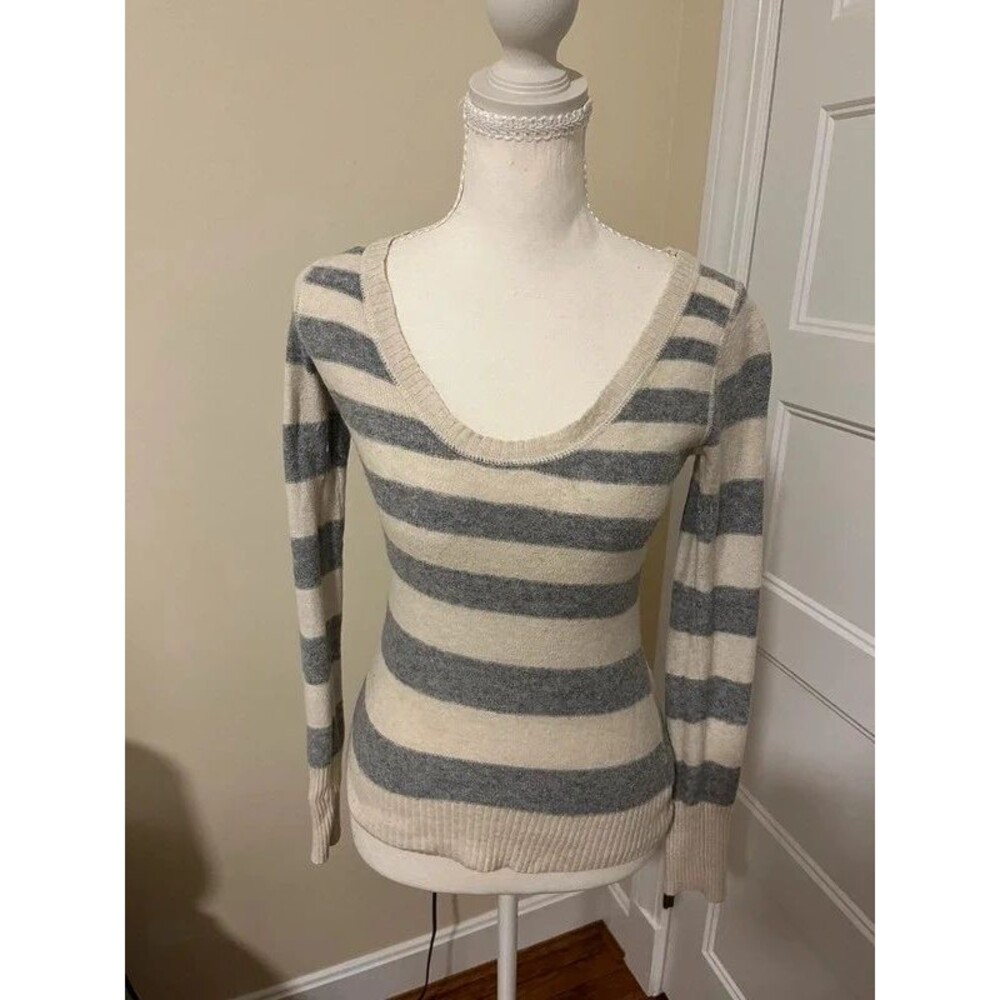 Y2K Mossimo striped sweater